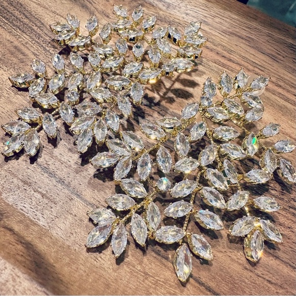 Marquise Crystal & Gold Leaf / Branch Explosion Statement Earrings - Picture 6 of 11